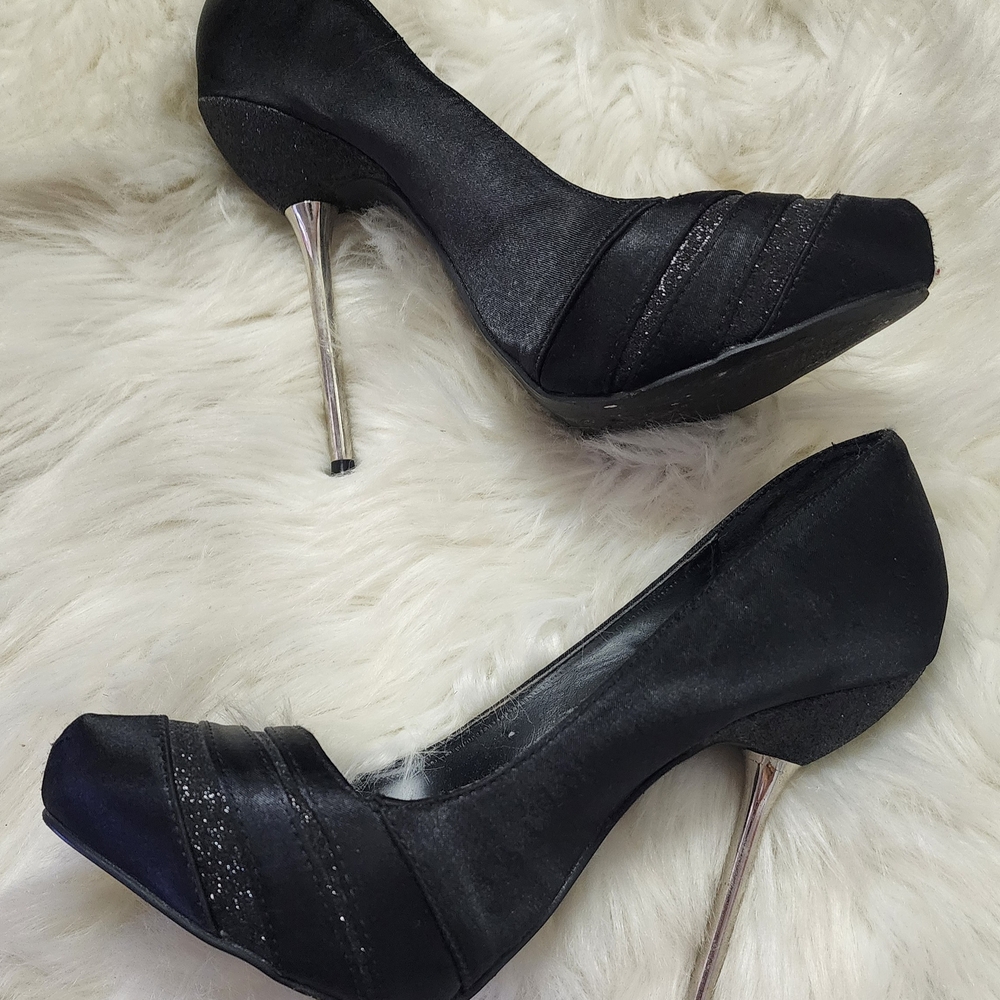 Elegant Black Stiletto Heels